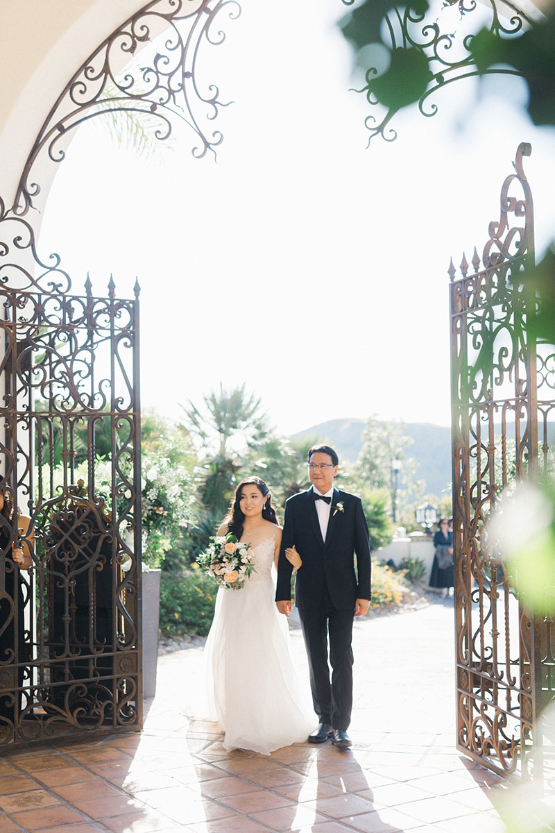 Hummingbird Nest Ranch Wedding Photos