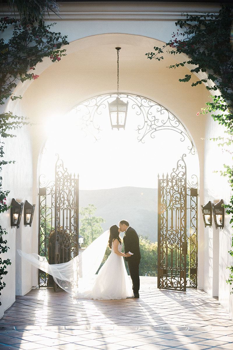 Hummingbird Nest Ranch Wedding Photos