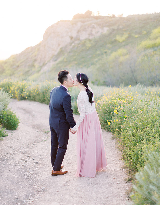 Stylish Engagement Session Photos