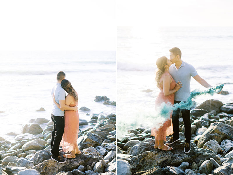 smoke bomb engagement session