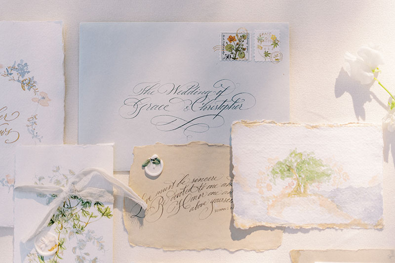 Lay Flat Wedding invitations