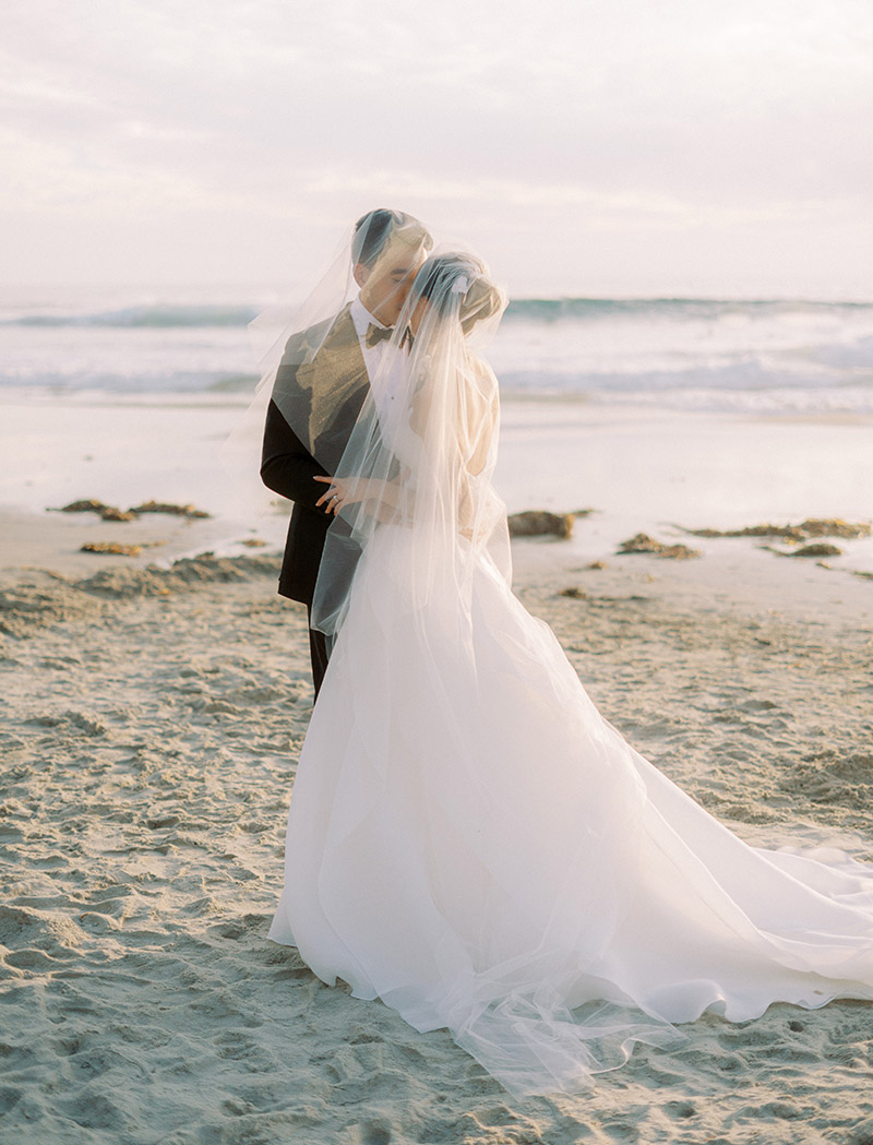 beach wedding photos