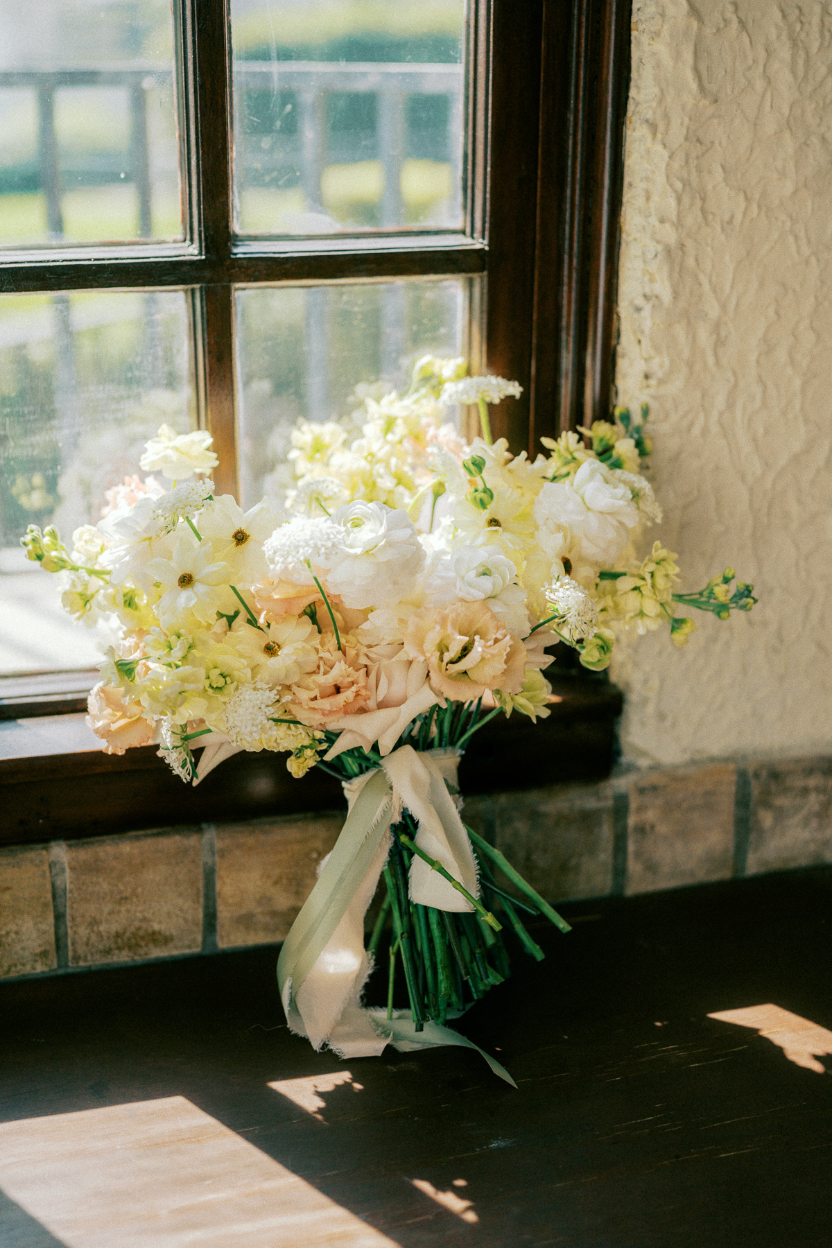 bridal wedding bouqet