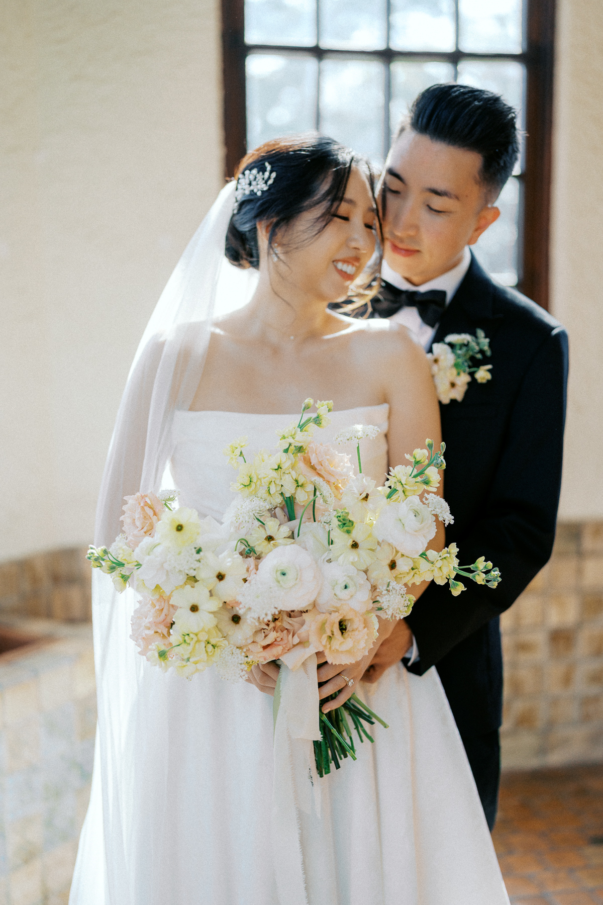bride and groom Muckenthaler mansion